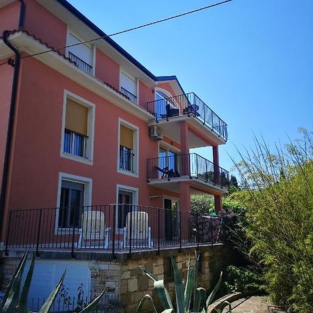 Apartment & Rooms Lilis Изола Экстерьер фото