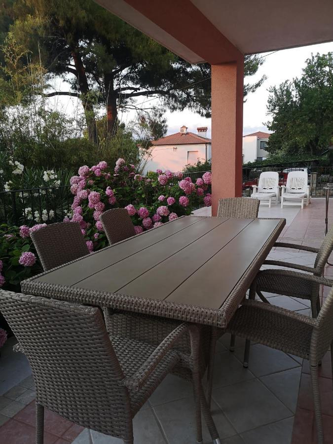 Apartment & Rooms Lilis Изола Экстерьер фото