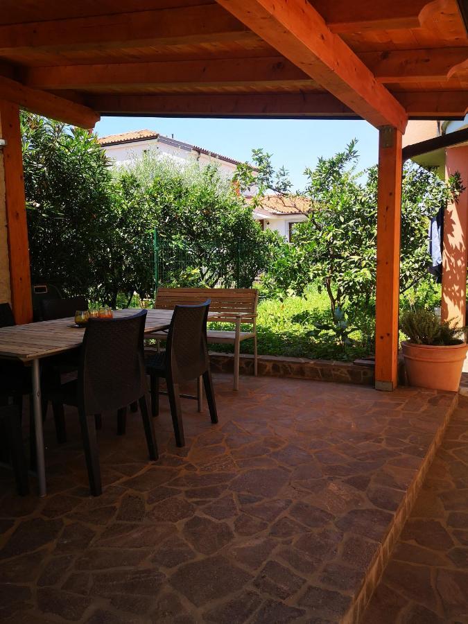 Apartment & Rooms Lilis Изола Экстерьер фото