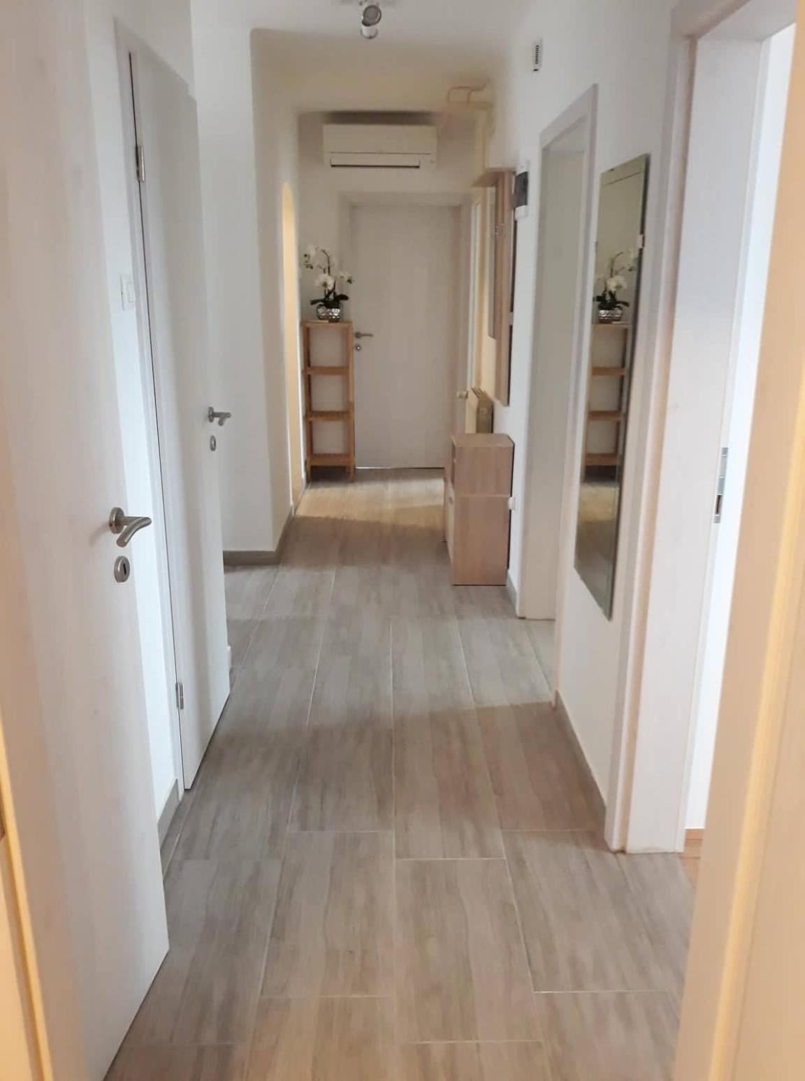 Apartment & Rooms Lilis Изола Экстерьер фото
