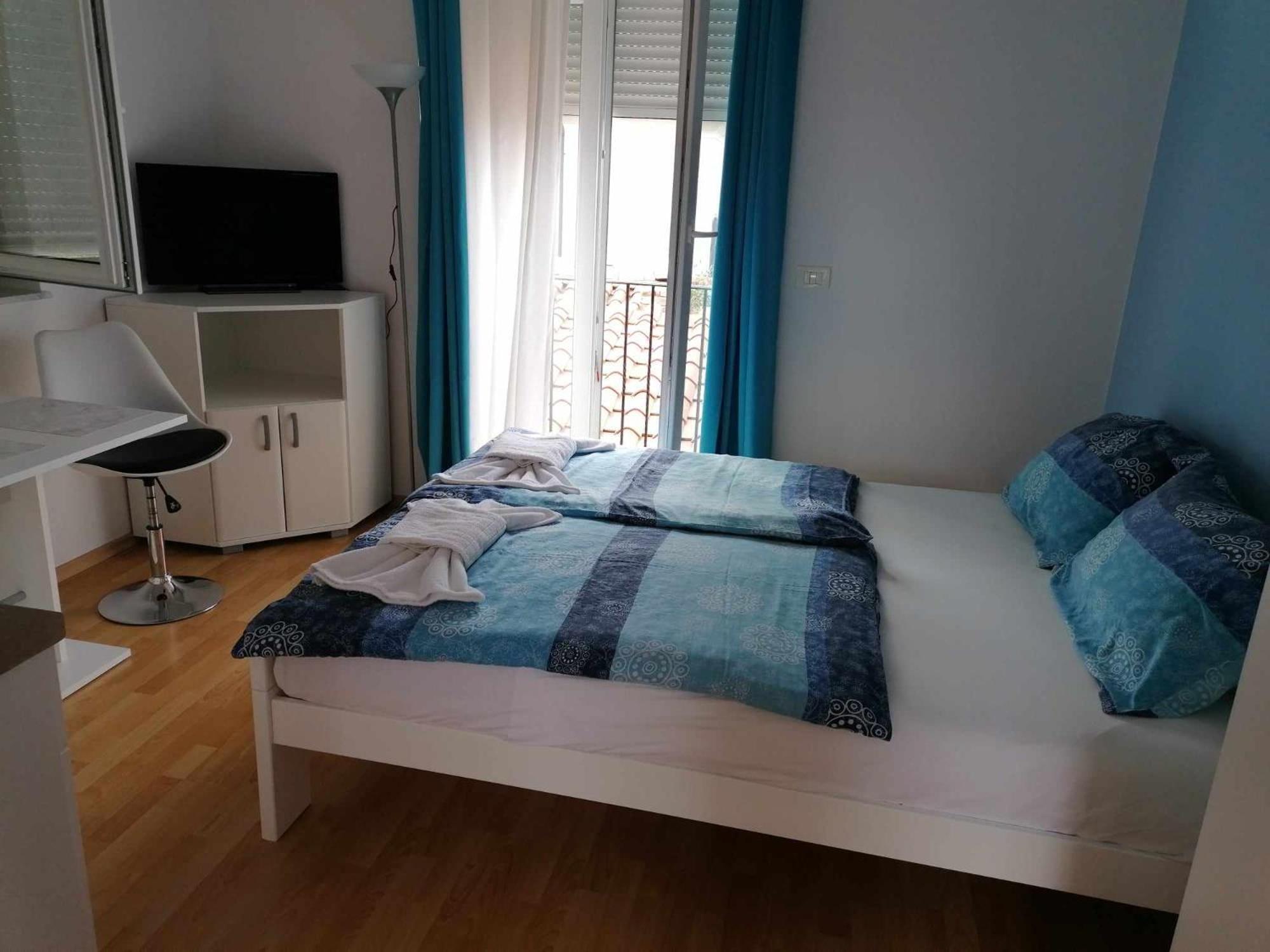 Apartment & Rooms Lilis Изола Экстерьер фото